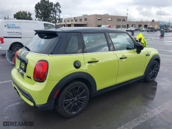 2024 MINI Hardtop 4 Door Cooper S with VIN WMW53DK02R2V52292, listed as a IAAI auction lot 41258633 with 15767 miles. Bid and sale history available at carsss.com. Image 4.