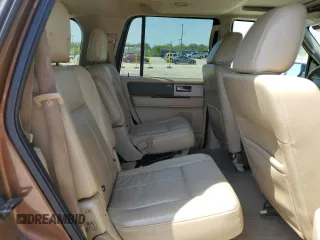 2011 Ford Expedition XLT z VIN 1FMJU1H55BEF34210, wystawiony jako Copart lot #54511145 z przebiegiem 153 695 mil mil oraz Czysty tytuł • Clean title. Historia ofert i sprzedaży dostępna na DreamBid. Obrazek 11.