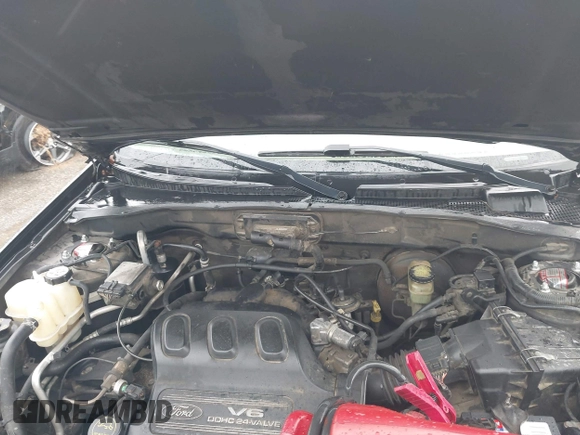 2002 Ford Escape XLT Choice с VIN 1FMYU03172KB55319, выставлен на аукционе IAAI как лот 42482300 с пробегом 209 074 миль миль и . История ставок и продаж доступна на DreamBid. Изображение 10.