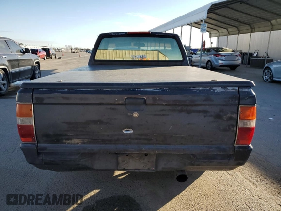 1994 Mitsubishi Mighty Max z VIN JA7LS21G6RP012556, wystawiony jako Copart lot #44242825 z przebiegiem 213 338 mil mil oraz Szkoda całkowita • Salvage title. Historia ofert i sprzedaży dostępna na DreamBid. Obrazek 6.