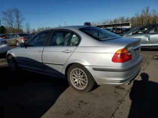 1999 BMW 3 Series 328i with VIN WBAAM5335XKG09109, listed as a Copart auction lot 87384704 with 0 mi miles and Salvage Title. Bid and sale history available at carsss.com. Image 2.