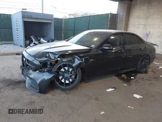 2020 Mercedes-Benz E 53 AMG with VIN WDDZF6BB6LA725940, listed as a IAAI auction lot 41265495 with 73,447 mi miles and . Bid and sale history available at DreamBid. Image 2.