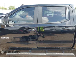 2021 Chevrolet Silverado 1500 LT with VIN 3GCUYDED0MG127278, listed as a IAAI auction lot 42085778 with 95,177 mi miles and . Bid and sale history available at DreamBid. Image 14.