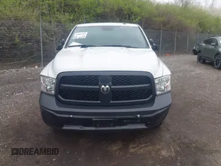 2022 Ram 1500 Tradesman z VIN 3C6JR6DG4NG330058, wystawiony jako IAAI lot #41903518 z przebiegiem 41 210 mil mil oraz . Historia ofert i sprzedaży dostępna na DreamBid. Obrazek 12.
