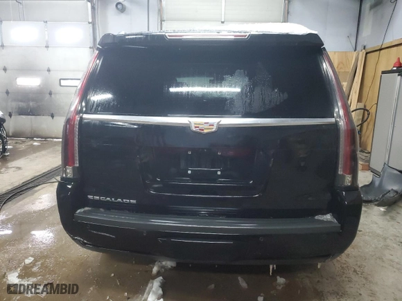 2018 Cadillac Escalade Luxury with VIN 1GYS4BKJ6JR283994, listed as a Copart auction lot 44043235 with 186,546 mi miles and Clean Title. Bid and sale history available at carsss.com. Image 6.