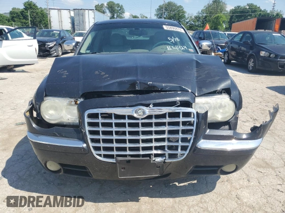 2007 Chrysler 300 C with VIN 2C3KA63H17H791109, listed as a Copart auction lot 55896874 with 198,922 mi miles and Salvage Title. Bid and sale history available at carsss.com. Image 5.