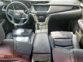 2017 Cadillac XT5 Luxury FWD with VIN 1GYKNBRS3HZ101867, listed as a Copart auction lot 60923215 with 130,209 mi miles and Salvage title. Bid and sale history available at DreamBid. Image 8.