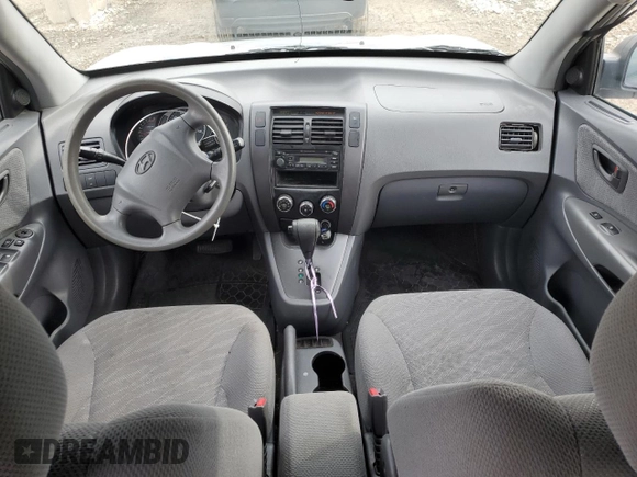 2005 Hyundai Tucson GL with VIN KM8JM12B25U064484, listed as a Copart auction lot 87057974 with 88,442 mi miles and Salvage Title. Bid and sale history available at carsss.com. Image 8.