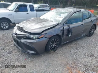 2022 Toyota Camry SE with VIN 4T1G11AK0NU634177, listed as a IAAI auction lot 41828379 with 1 mi miles. Bid and sale history available at carsss.com. Image 1.