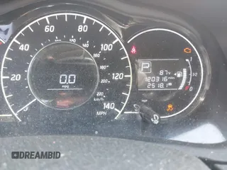 2015 Nissan Note S z VIN 3N1CE2CP4FL405926, wystawiony jako IAAI lot #41894773 z przebiegiem 120 316 mil mil oraz . Historia ofert i sprzedaży dostępna na DreamBid. Obrazek 7.