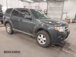 2009 Ford Escape XLS с VIN 1FMCU02779KD03866, выставлен на аукционе IAAI как лот 42339422 с пробегом 157 398 миль миль и . История ставок и продаж доступна на DreamBid. Изображение 1.