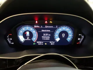 2022 Audi Q3 Premium with VIN WA1AUCF39N1047969, listed as a Copart auction lot 70757204 with 30,800 mi miles and Salvage Title. Bid and sale history available at carsss.com. Image 9.