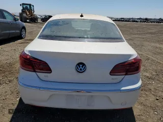 2015 Volkswagen CC R-Line with VIN WVWBP7AN9FE820483, listed as a Copart auction lot 61194153 with 111,077 mi miles. Bid and sale history available at carsss.com. Image 6.