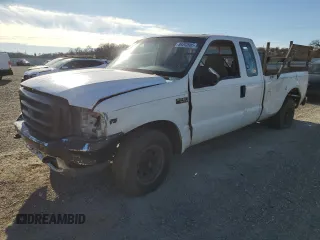 1999 Ford Super Duty F-250 XL with VIN 1FTNX20L6XEC64246, listed as a Copart auction lot 89202685 with 318,150 mi miles and Clean Title. Bid and sale history available at carsss.com. Image 1.