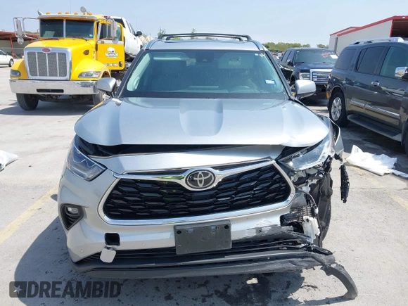 2021 Toyota Highlander Limited z VIN 5TDYZRAH1MS526643, wystawiony jako IAAI lot #41920215 z przebiegiem 34 730 mil mil oraz . Historia ofert i sprzedaży dostępna na DreamBid. Obrazek 13.