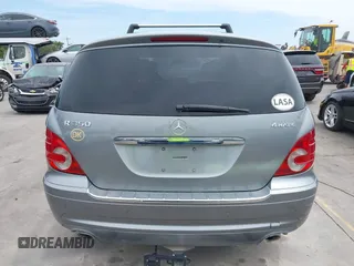 2010 Mercedes-Benz R 350 with VIN 4JGCB6FE2AA111332, listed as a IAAI auction lot 42043115 with 159,760 mi miles and . Bid and sale history available at DreamBid. Image 17.