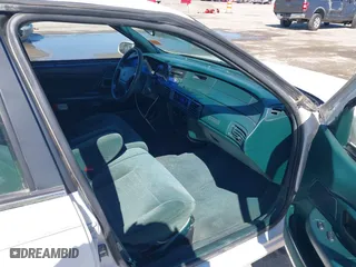 1995 Mercury Sable GS with VIN 1MELM50U1SA631336, listed as a IAAI auction lot 41629505 with 178,550 mi miles. Bid and sale history available at carsss.com. Image 5.