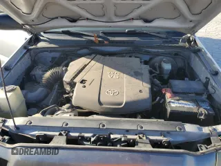 2007 Toyota Tacoma PreRunner z VIN 5TETU62N27Z373595, wystawiony jako Copart lot #48317165 z przebiegiem 169 473 mil mil oraz Szkoda całkowita • Salvage title. Historia ofert i sprzedaży dostępna na DreamBid. Obrazek 12.