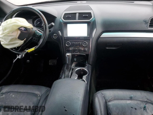 2016 Ford Explorer XLT with VIN 1FM5K8D80GGB40481, listed as a Copart auction lot 52311065 with 149,365 mi miles and Salvage Title. Bid and sale history available at DreamBid. Image 8.