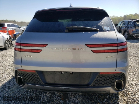 2024 Genesis GV70 2.5T z VIN 5NMMADTB8RH004698, wystawiony jako Copart lot #50532005 z przebiegiem 23 879 mil mil oraz Szkoda całkowita • Salvage title. Historia ofert i sprzedaży dostępna na DreamBid. Obrazek 6.