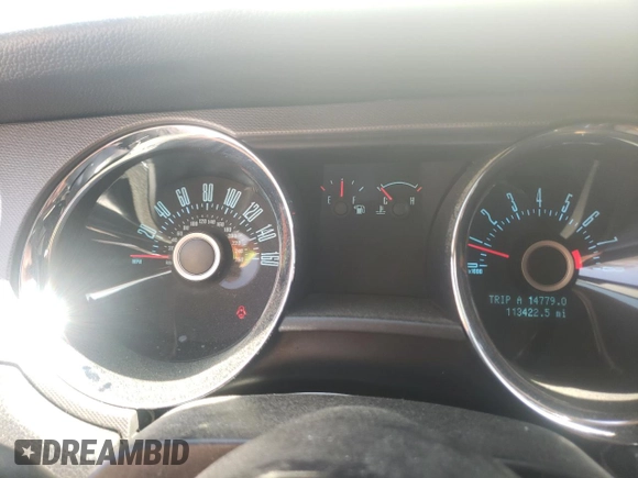 2013 Ford Mustang V6 with VIN 1ZVBP8AM2D5223442, listed as a Copart auction lot 50686485 with 113,422 mi miles and Salvage Title. Bid and sale history available at carsss.com. Image 9.