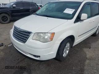 2010 Chrysler Town & Country Touring with VIN 2A4RR5D19AR188015, listed as a IAAI auction lot 41997283 with 172,877 mi miles. Bid and sale history available at carsss.com. Image 6.