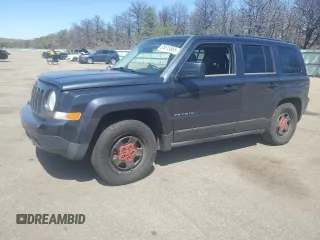 2014 Jeep Patriot Altitude z VIN 1C4NJPBA0ED534617, wystawiony jako Copart lot #53613565 z przebiegiem 151 767 mil mil oraz Szkoda całkowita • Salvage title. Historia ofert i sprzedaży dostępna na DreamBid. Obrazek 1.