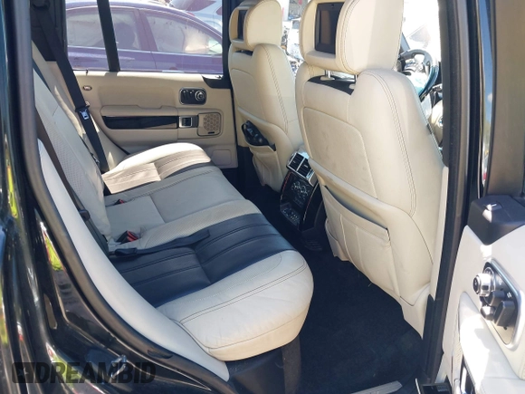2010 Land Rover Range Rover SC Autobiography with VIN SALMP1E41AA318146, listed as a IAAI auction lot 42145432 with 119,772 mi miles and . Bid and sale history available at DreamBid. Image 8.