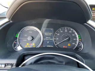 2018 Lexus RX with VIN 2T2BGMCA4JC021369, listed as a Copart auction lot 42669105 with 67,863 mi miles and Salvage Title. Bid and sale history available at carsss.com. Image 9.