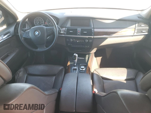 2008 BMW X5 3.0si with VIN 5UXFE43538L029494, listed as a Copart auction lot 49772605 with 194,773 mi miles and Clean Title. Bid and sale history available at carsss.com. Image 8.
