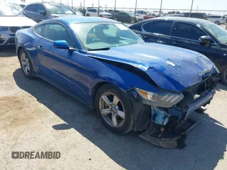 2017 Ford Mustang V6 z VIN 1FA6P8AM0H5263048, wystawiony jako IAAI lot #41903231 z przebiegiem 77 478 mil mil oraz . Historia ofert i sprzedaży dostępna na DreamBid. Obrazek 1.