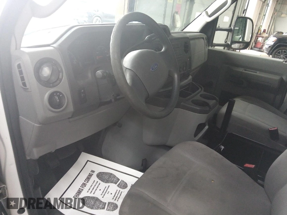 2013 Ford Econoline Cargo Commercial with VIN 1FTNE1EW6DDB01438, listed as a IAAI auction lot 42737683 with 125,160 mi miles and . Bid and sale history available at DreamBid. Image 19.