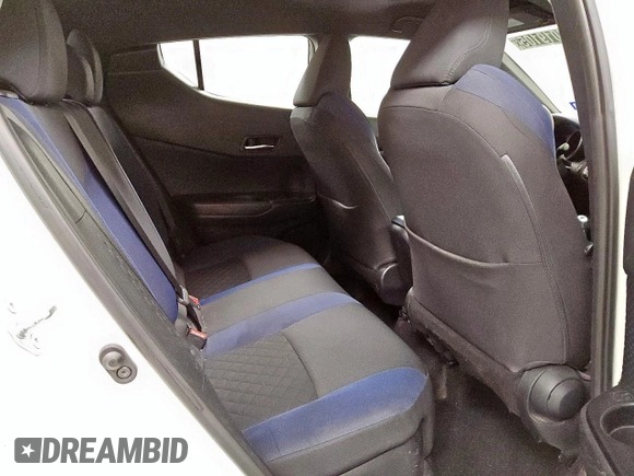 2021 Toyota C-HR LE z VIN NMTKHMBX0MR120577, wystawiony jako Copart lot #57019105 z przebiegiem 152 488 mil mil oraz Czysty tytuł • Clean title. Historia ofert i sprzedaży dostępna na DreamBid. Obrazek 10.
