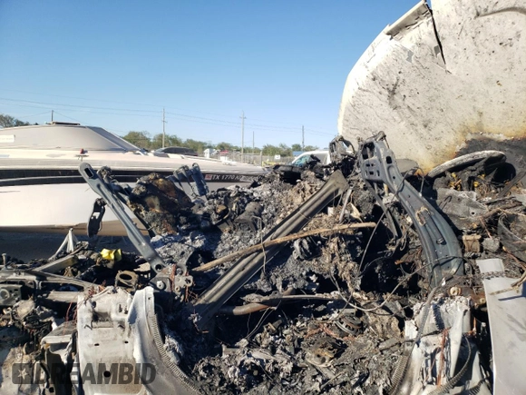 2017 Ford F-350 Lariat z VIN 1FT8W3DT5HEF45746, wystawiony jako Copart lot #76493074 z przebiegiem Nie podano mil oraz Nie do naprawy • Non repairable. Historia ofert i sprzedaży dostępna na DreamBid. Obrazek 10.