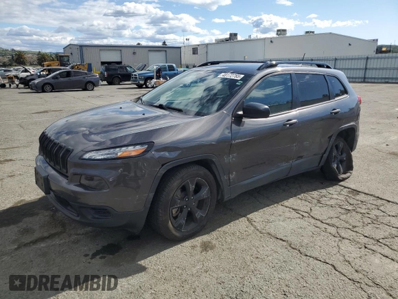 2017 Jeep Cherokee Altitude z VIN 1C4PJLAB1HW667620, wystawiony jako Copart lot #48172765 z przebiegiem 151 970 mil mil oraz Szkoda całkowita • Salvage title. Historia ofert i sprzedaży dostępna na DreamBid. Obrazek 1.
