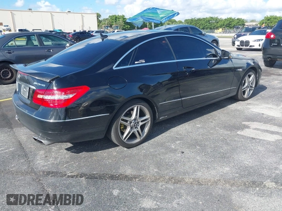 2012 Mercedes-Benz E 350 with VIN WDDKJ5KB7CF142712, listed as a IAAI auction lot 42523704 with 133,309 mi miles and . Bid and sale history available at DreamBid. Image 4.