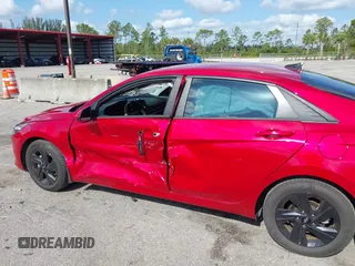 2023 Hyundai Elantra SEL with VIN 5NPLM4AG0PH094401, listed as a IAAI auction lot 42225161 with 31,204 mi miles and . Bid and sale history available at DreamBid. Image 6.