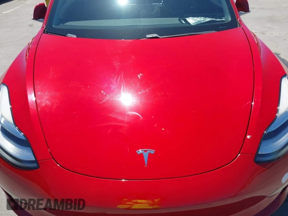 2018 Tesla Model 3 Long Range Battery z VIN 5YJ3E1EAXJF048839, wystawiony jako IAAI lot #42328412 z przebiegiem 83 083 mil mil oraz . Historia ofert i sprzedaży dostępna na DreamBid. Obrazek 10.