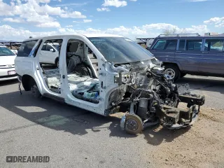 2021 Cadillac Escalade Premium Luxury with VIN 1GYS4CKL7MR185200, listed as a Copart auction lot 75766974 with 0 mi miles and Salvage Title. Bid and sale history available at carsss.com. Image 4.