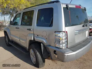 2009 Jeep Liberty Limited with VIN 1J8GN58KX9W527260, listed as a IAAI auction lot 41901644 with 154,010 mi miles. Bid and sale history available at carsss.com. Image 6.