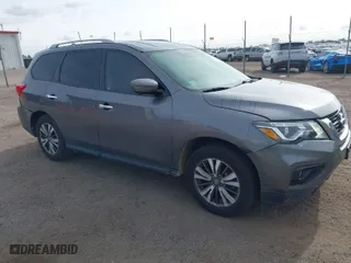 2019 Nissan Pathfinder S with VIN 5N1DR2MM7KC600737, listed as a IAAI auction lot 41840932 with 112,627 mi miles. Bid and sale history available at carsss.com. Image 1.