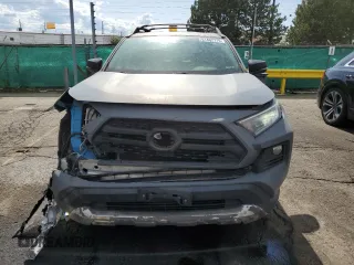 2019 Toyota RAV4 Adventure with VIN 2T3J1RFV1KW032138, listed as a Copart auction lot 61402715 with 140,355 mi miles and Salvage title. Bid and sale history available at DreamBid. Image 5.