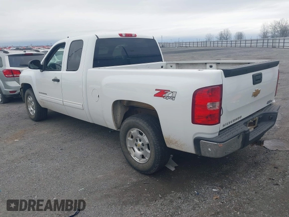 2013 Chevrolet Silverado 1500 LT with VIN 1GCRKSE76DZ404277, listed as a IAAI auction lot 41737878 with 204,921 mi miles and . Bid and sale history available at DreamBid. Image 3.