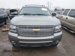 2007 Chevrolet Avalanche 1LT with VIN 3GNEC12057G202104, listed as a IAAI auction lot 41527646 with 236,496 mi miles and . Bid and sale history available at DreamBid. Image 12.