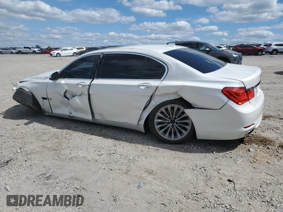 2012 BMW 7 Series 740Li с VIN WBAKB4C56CC575981, выставлен на аукционе Copart как лот 56058925 с пробегом 127 708 миль миль и Списание • Salvage title. История ставок и продаж доступна на DreamBid. Изображение 2.