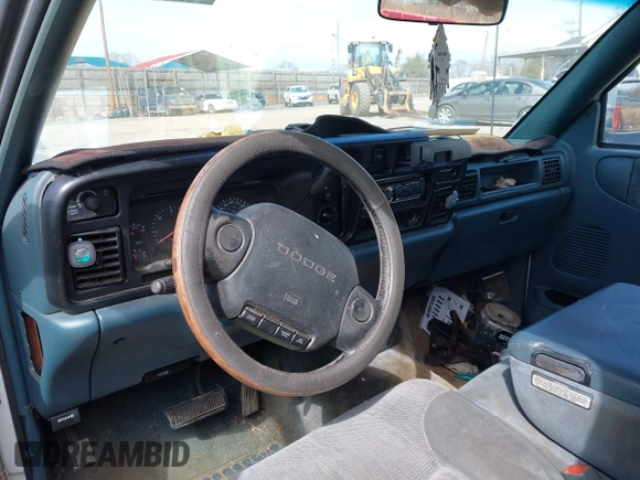 1997 Dodge 1500 with VIN 3B7HC13Y8VG787591, listed as a IAAI auction lot 41493641 with 281,506 mi miles and . Bid and sale history available at DreamBid. Image 18.