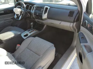2012 Toyota Tacoma PreRunner z VIN 5TFTU4GNXCX018348, wystawiony jako Copart lot #88088425 z przebiegiem 77 653 mil mil oraz Szkoda całkowita • Salvage title. Historia ofert i sprzedaży dostępna na DreamBid. Obrazek 8.