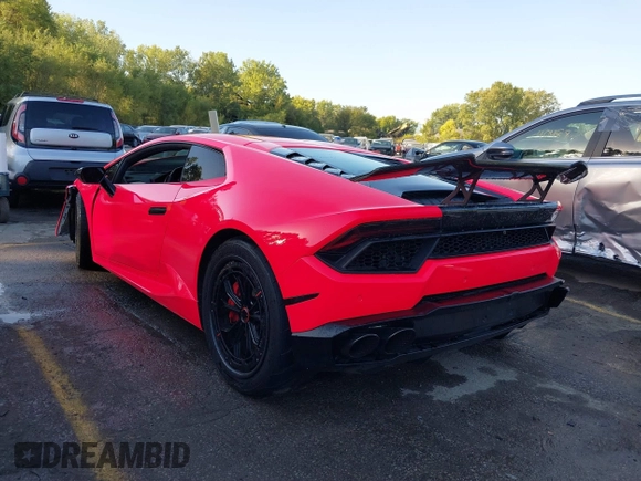 2017 Lamborghini Huracan z VIN ZHWUC2ZF9HLA07464, wystawiony jako IAAI lot #40491332 z przebiegiem 15 069 mil mil oraz . Historia ofert i sprzedaży dostępna na DreamBid. Obrazek 3.