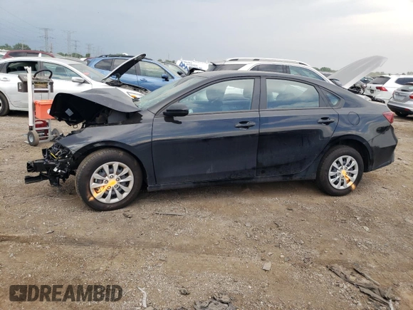 2024 Kia Forte LXS with VIN 3KPF24AD4RE695603, listed as a Copart auction lot 59657764 with 2,097 mi miles and Salvage Title. Bid and sale history available at carsss.com. Image 1.