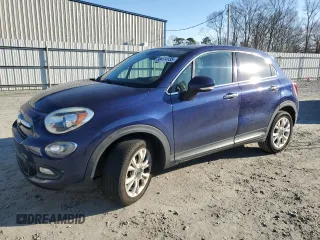 2016 FIAT 500X Lounge with VIN ZFBCFXDT1GP347737, listed as a Copart auction lot 88474135 with 77,327 mi miles and Salvage Title. Bid and sale history available at carsss.com. Image 1.